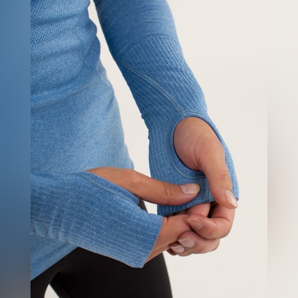 ✨Lululemon Athletica Run: Swiftly Tech Long Sleeve Limitless Blue Size 10 - Picture 3 of 16